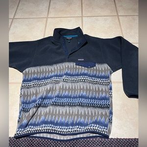 Men’s Patagonia Pullover Fleece (Large)